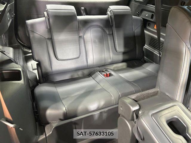 Mitsubishi OUTLANDER PHEV 2023-12 8871802-10