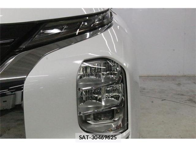 Mitsubishi OUTLANDER PHEV 2022-02 8881480-14