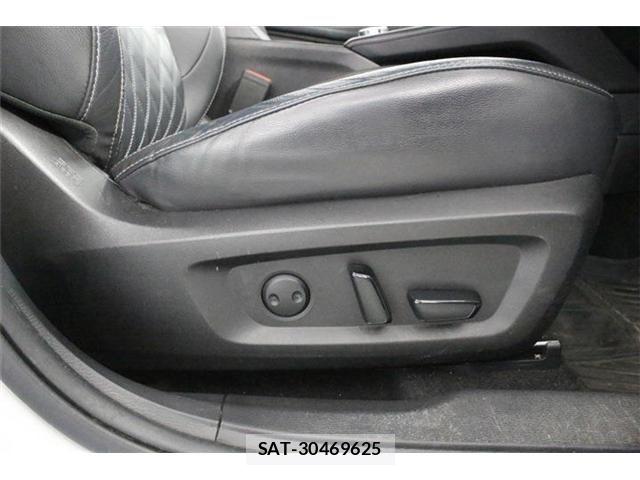 Mitsubishi OUTLANDER PHEV 2022-02 8881480-27