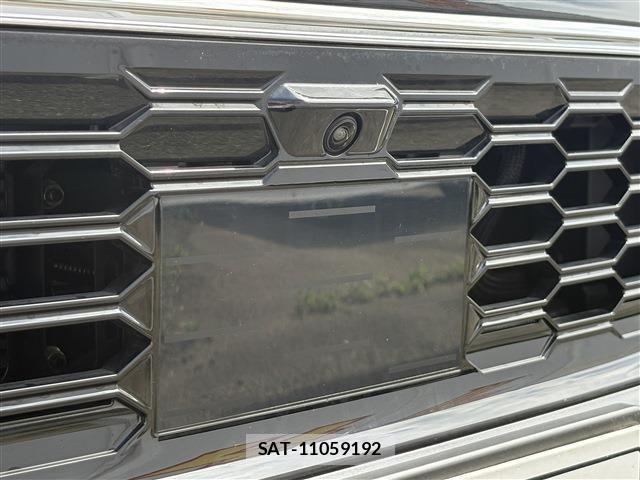 Mitsubishi OUTLANDER PHEV 2025-09 8881474-11