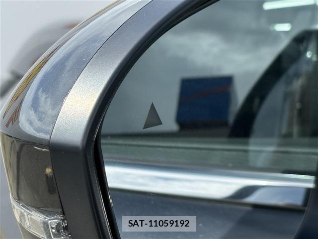 Mitsubishi OUTLANDER PHEV 2025-09 8881474-17