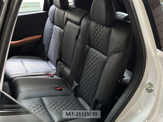 Mitsubishi OUTLANDER PHEV 2022-09 8881475-19