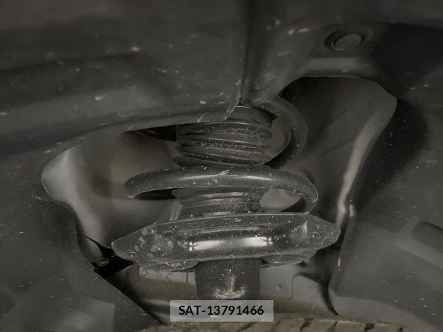 Mitsubishi OUTLANDER PHEV 2022-08 8881476-19