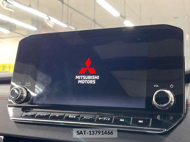 Mitsubishi OUTLANDER PHEV 2022-08 8881476-3