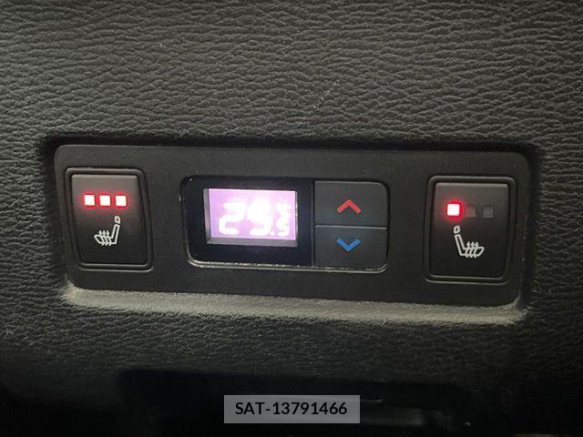 Mitsubishi OUTLANDER PHEV 2022-08 8881476-6