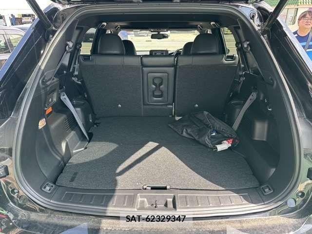 Mitsubishi OUTLANDER PHEV 2024-02 8881473-18