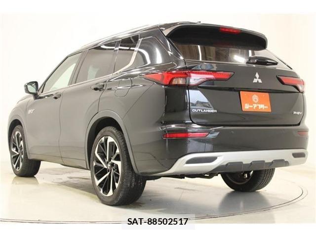 Mitsubishi OUTLANDER PHEV 2022-06 8881478-9