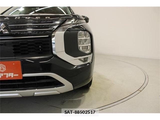 Mitsubishi OUTLANDER PHEV 2022-06 8881478-13