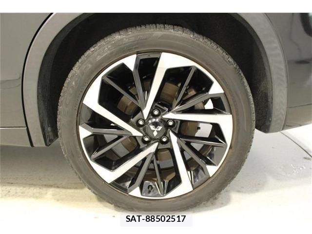 Mitsubishi OUTLANDER PHEV 2022-06 8881478-23