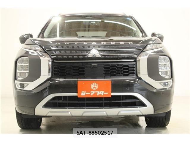Mitsubishi OUTLANDER PHEV 2022-06 8881478-6