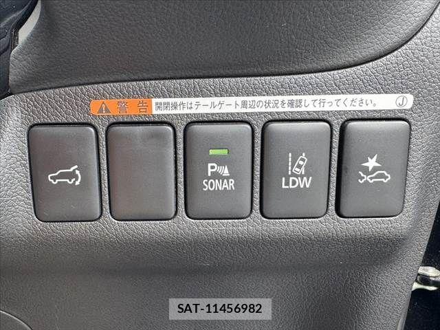 Mitsubishi OUTLANDER PHEV 2021-11 8881482-25