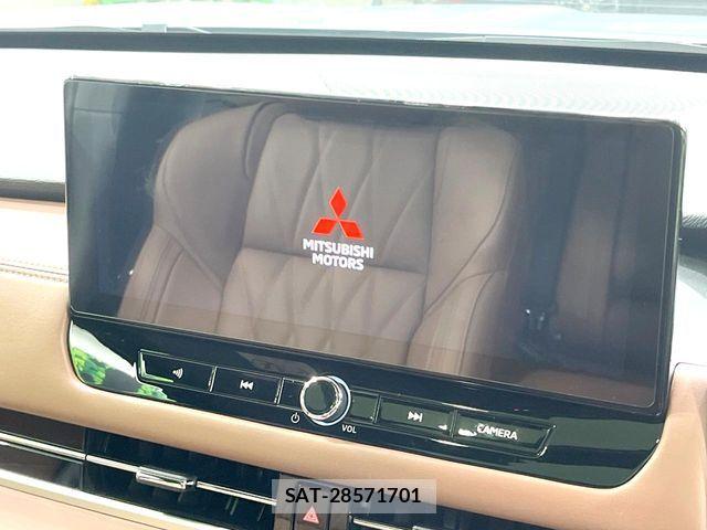 Mitsubishi OUTLANDER PHEV 2025-09 8881472-3