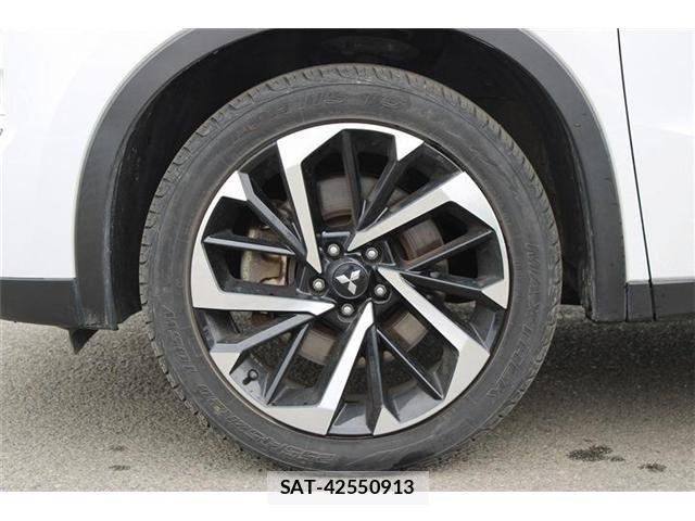 Mitsubishi OUTLANDER PHEV 2022-06 8881481-21