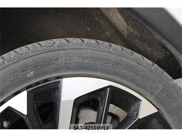 Mitsubishi OUTLANDER PHEV 2022-06 8881481-23