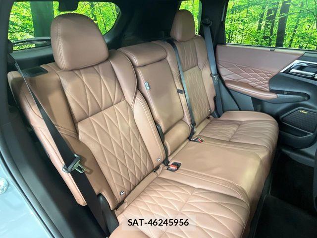 Mitsubishi OUTLANDER PHEV 2025-06 8884150-9