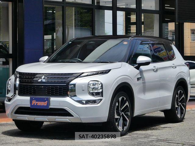 Mitsubishi OUTLANDER PHEV 2024-08 8884153-0