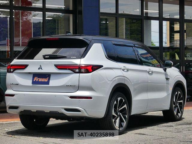 Mitsubishi OUTLANDER PHEV 2024-08 8884153-1