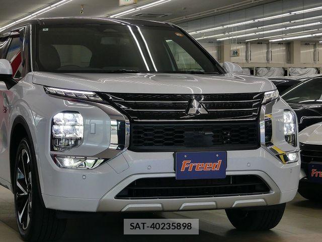 Mitsubishi OUTLANDER PHEV 2024-08 8884153-8