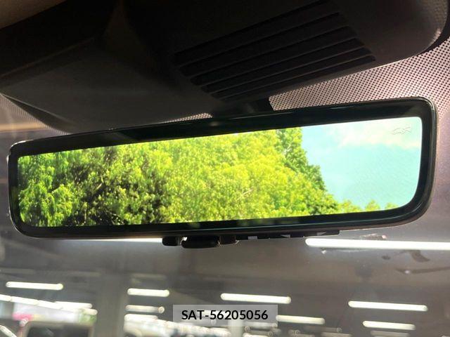 Mitsubishi OUTLANDER PHEV 2024-10 8884151-6