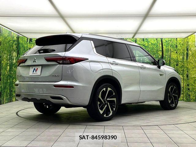 Mitsubishi OUTLANDER PHEV 2022-05 8884152-16
