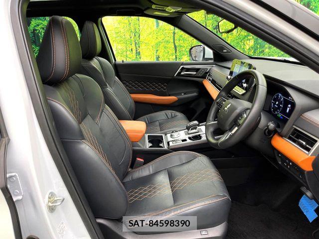 Mitsubishi OUTLANDER PHEV 2022-05 8884152-6