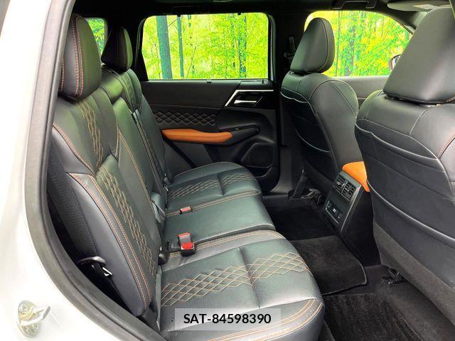 Mitsubishi OUTLANDER PHEV 2022-05 8884152-7