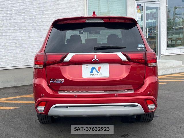 Mitsubishi OUTLANDER PHEV 2018-12 8884158-14