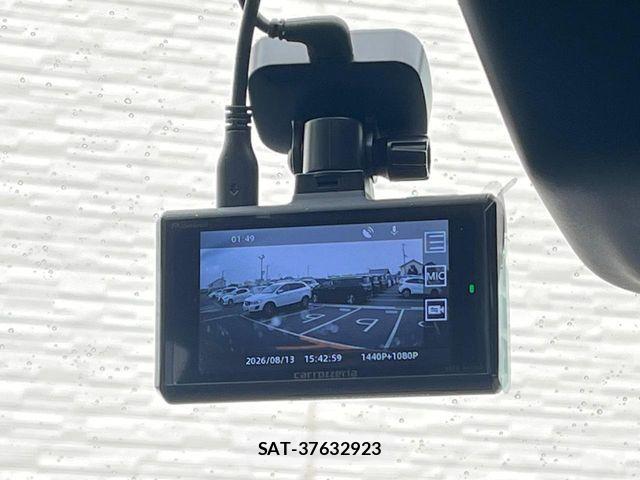 Mitsubishi OUTLANDER PHEV 2018-12 8884158-5
