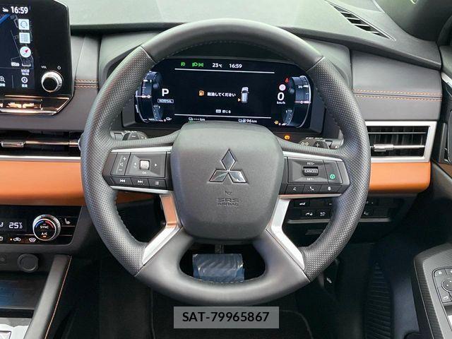 Mitsubishi OUTLANDER PHEV 2022-04 8884155-12