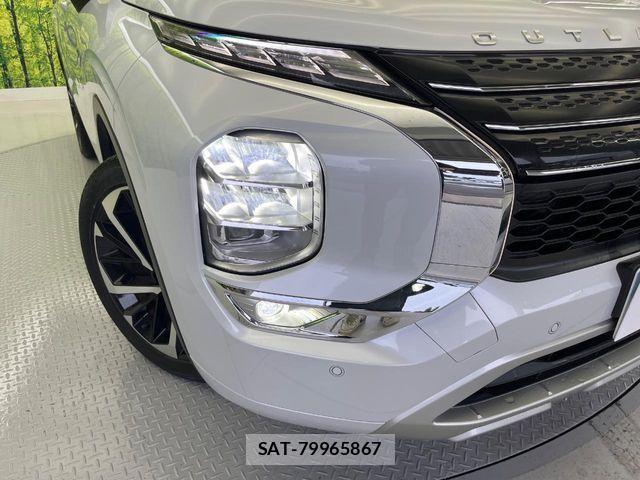 Mitsubishi OUTLANDER PHEV 2022-04 8884155-13