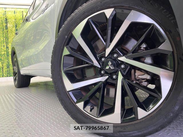 Mitsubishi OUTLANDER PHEV 2022-04 8884155-14