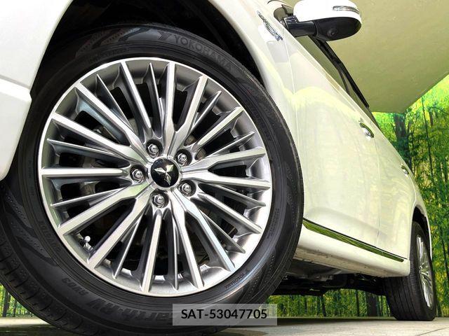 Mitsubishi OUTLANDER PHEV 2019-10 8884157-12