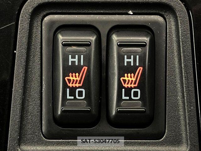 Mitsubishi OUTLANDER PHEV 2019-10 8884157-5