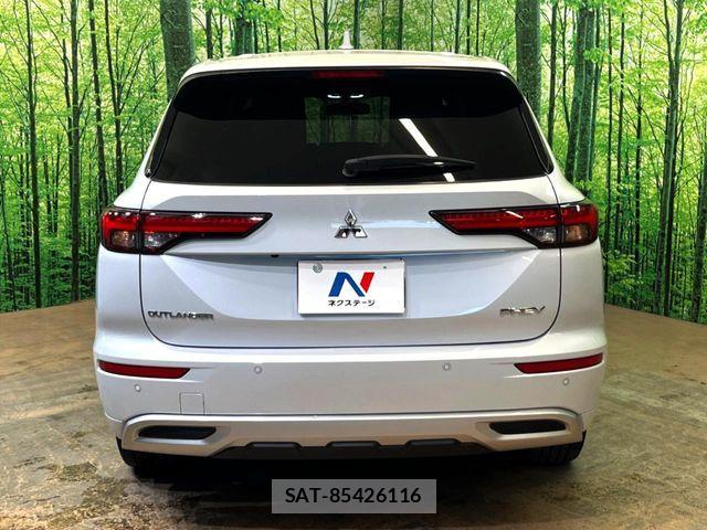 Mitsubishi OUTLANDER PHEV 2022-11 8884154-9