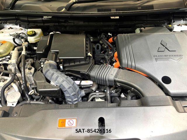 Mitsubishi OUTLANDER PHEV 2022-11 8884154-17