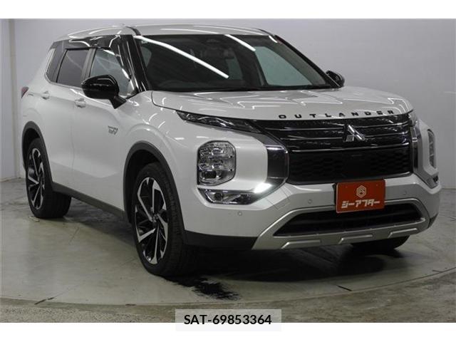 Mitsubishi OUTLANDER PHEV 2022-06 8884156-2