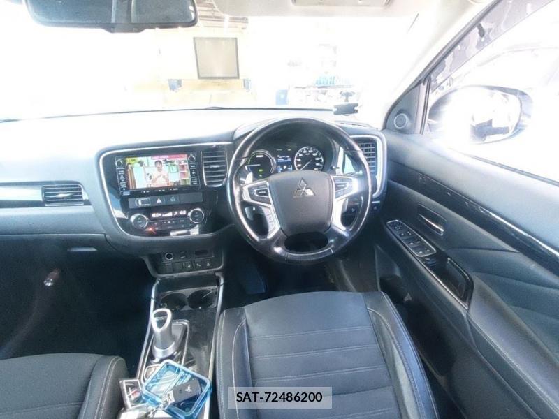 Mitsubishi OUTLANDER PHEV 2018 1177540-4