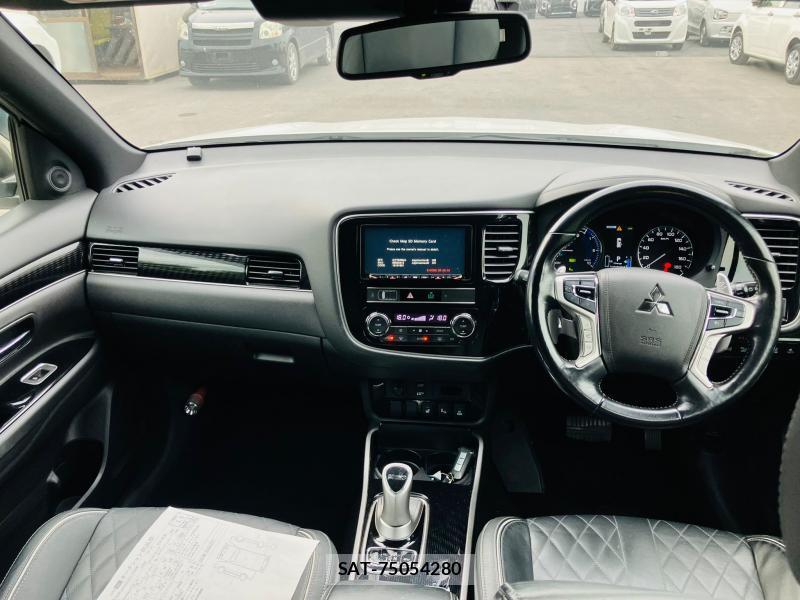Mitsubishi OUTLANDER PHEV 2019 1218391-11