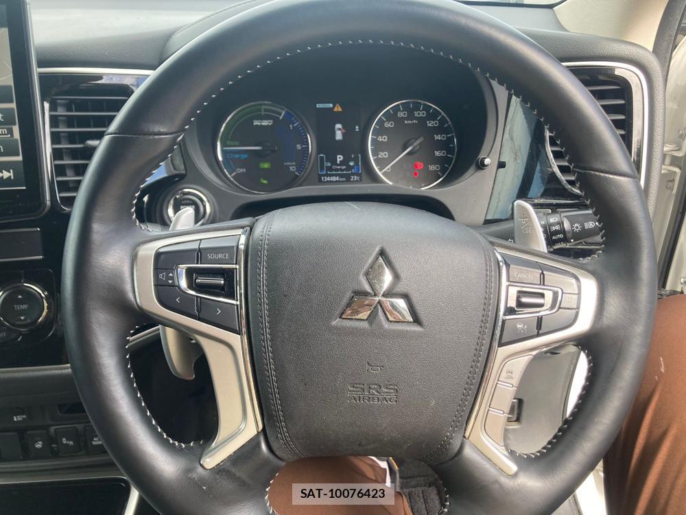 Mitsubishi OUTLANDER 2018 1289526-14