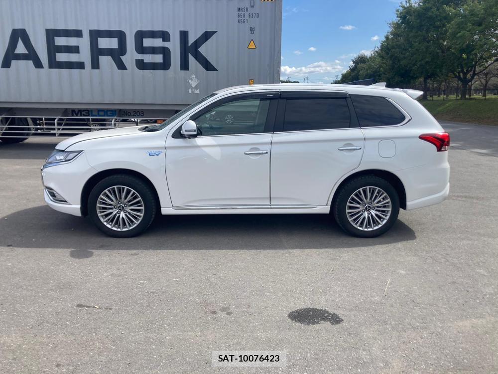 Mitsubishi OUTLANDER 2018 1289526-5
