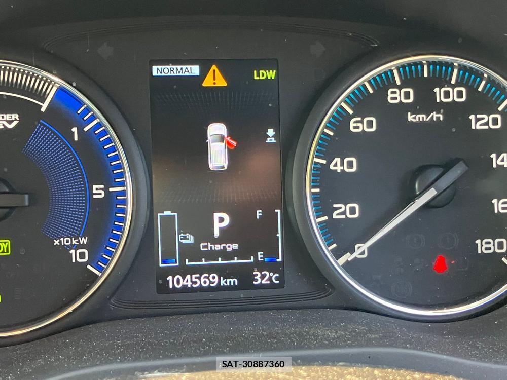 Mitsubishi OUTLANDER PHEV 2018 1289551-16