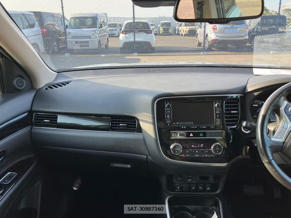 Mitsubishi OUTLANDER PHEV 2018 1289551-18