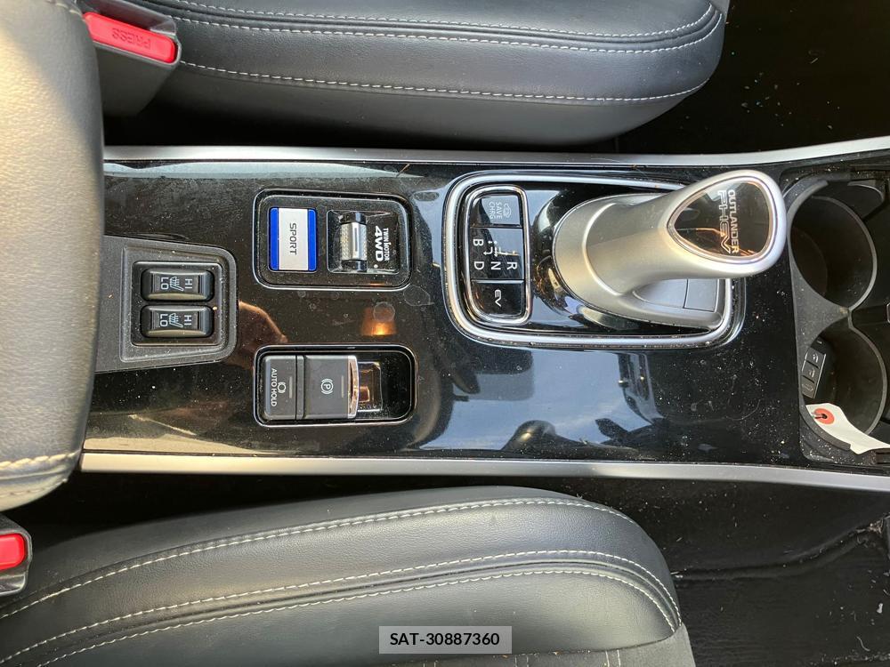 Mitsubishi OUTLANDER PHEV 2018 1289551-20