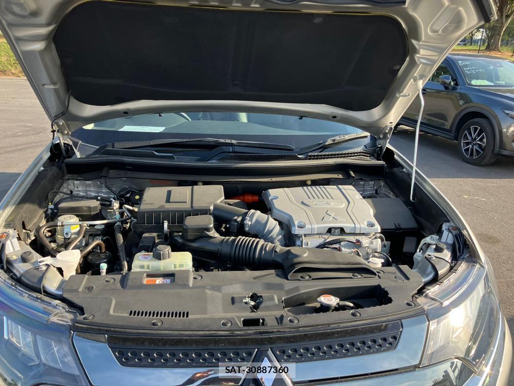 Mitsubishi OUTLANDER PHEV 2018 1289551-31