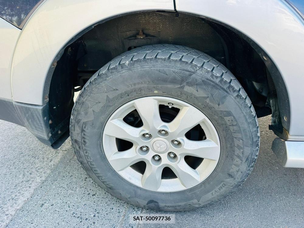 Mitsubishi PAJERO 2008 6806150-27