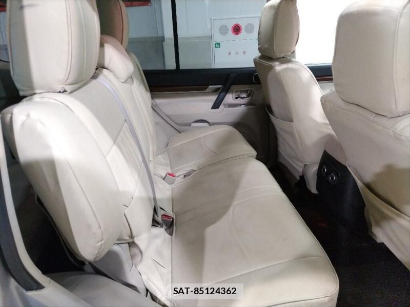 Mitsubishi PAJERO 2009 7223065-5