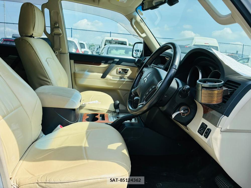 Mitsubishi PAJERO 2009 7223065-11