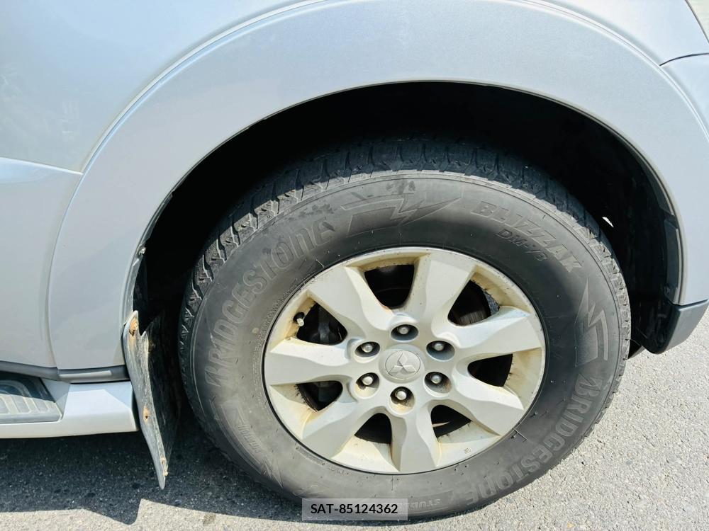 Mitsubishi PAJERO 2009 7223065-29