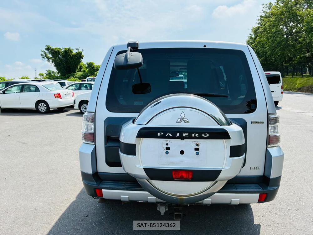 Mitsubishi PAJERO 2009 7223065-3