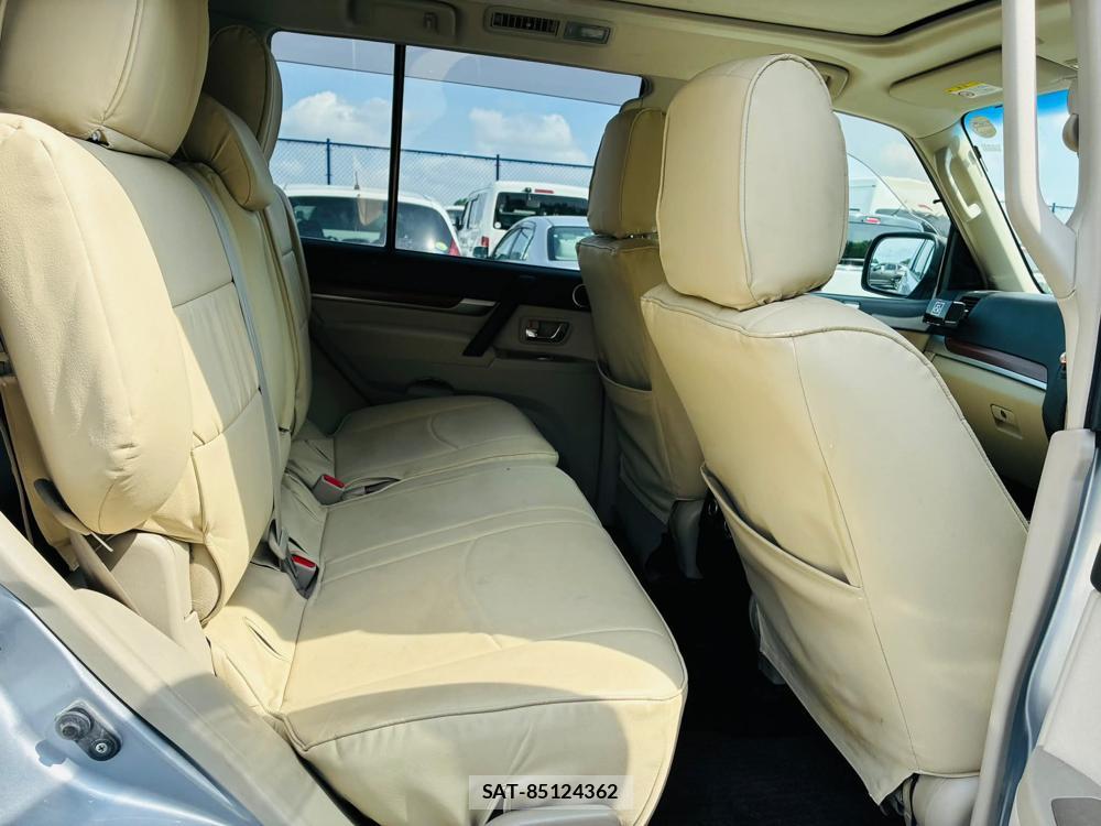 Mitsubishi PAJERO 2009 7223065-8
